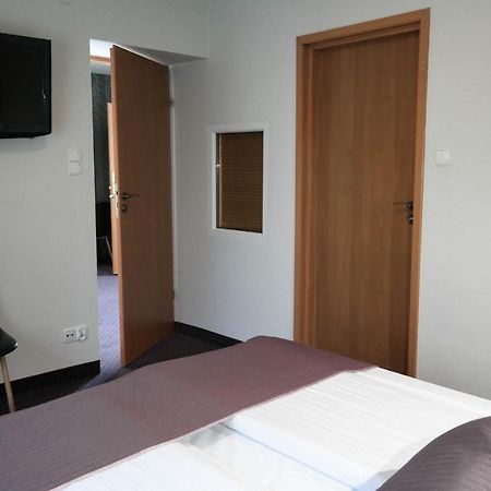 Hotel George Nadarzyn Dış mekan fotoğraf