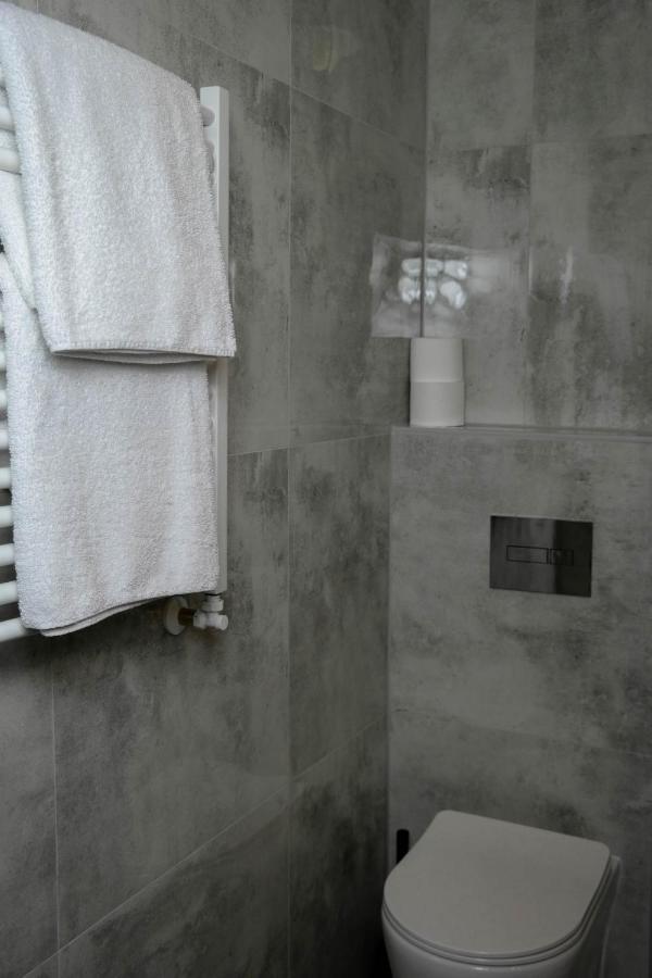 Hotel George Nadarzyn Dış mekan fotoğraf