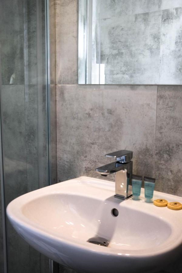 Hotel George Nadarzyn Dış mekan fotoğraf