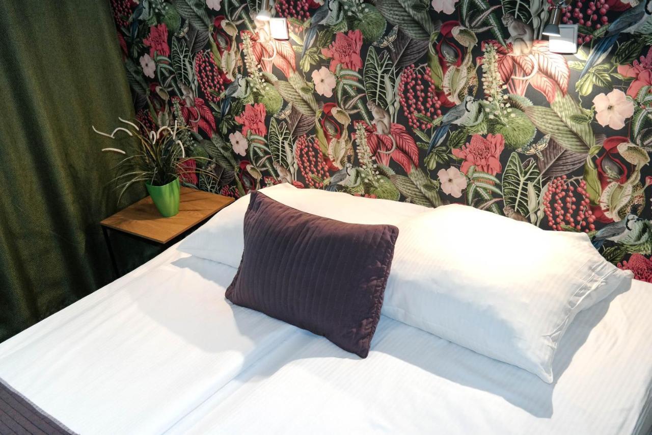 Hotel George Nadarzyn Dış mekan fotoğraf