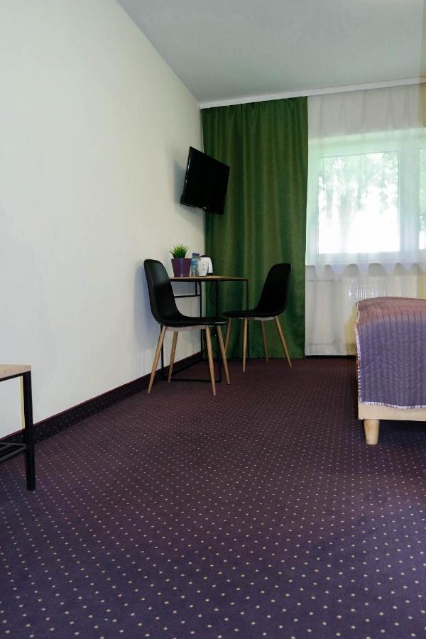 Hotel George Nadarzyn Dış mekan fotoğraf