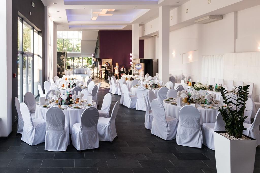 Hotel George Nadarzyn Dış mekan fotoğraf